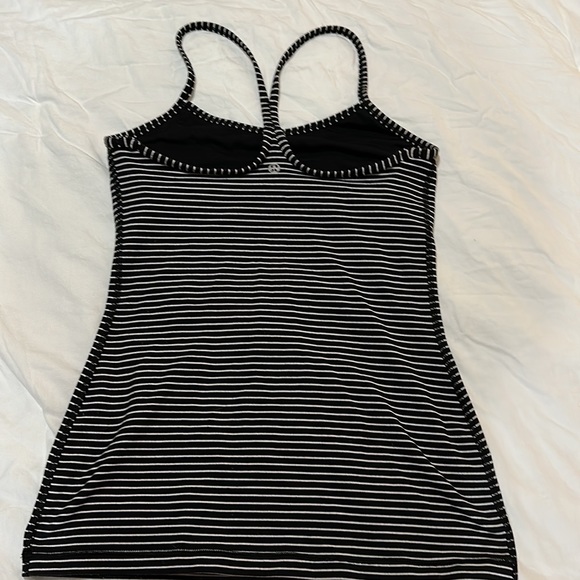 Lululemon black and white strip power Y tank top. Size 6, good condition. - Picture 2 of 3